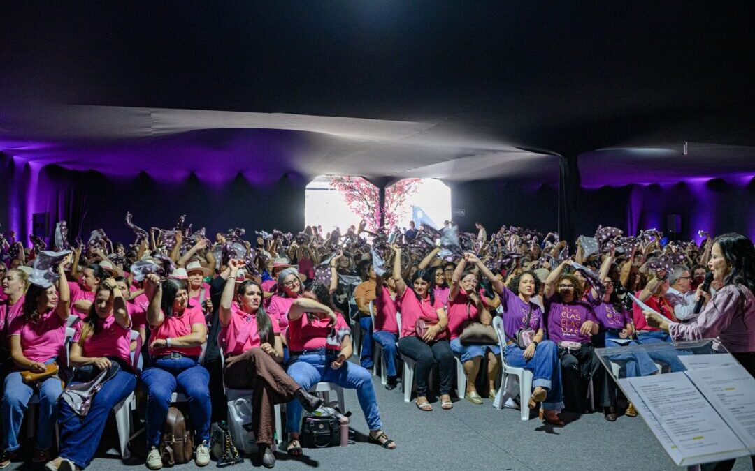 Mulheres do agro discutem liderança e fortalecem participação no cooperativismo durante a Feira Cooabriel 2026